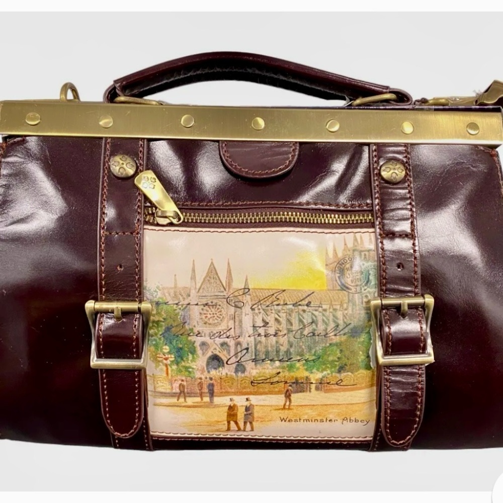 Patricia Nash™ Discovery-Collina Westminster Abbey Postcard-Limited-Numbered bag